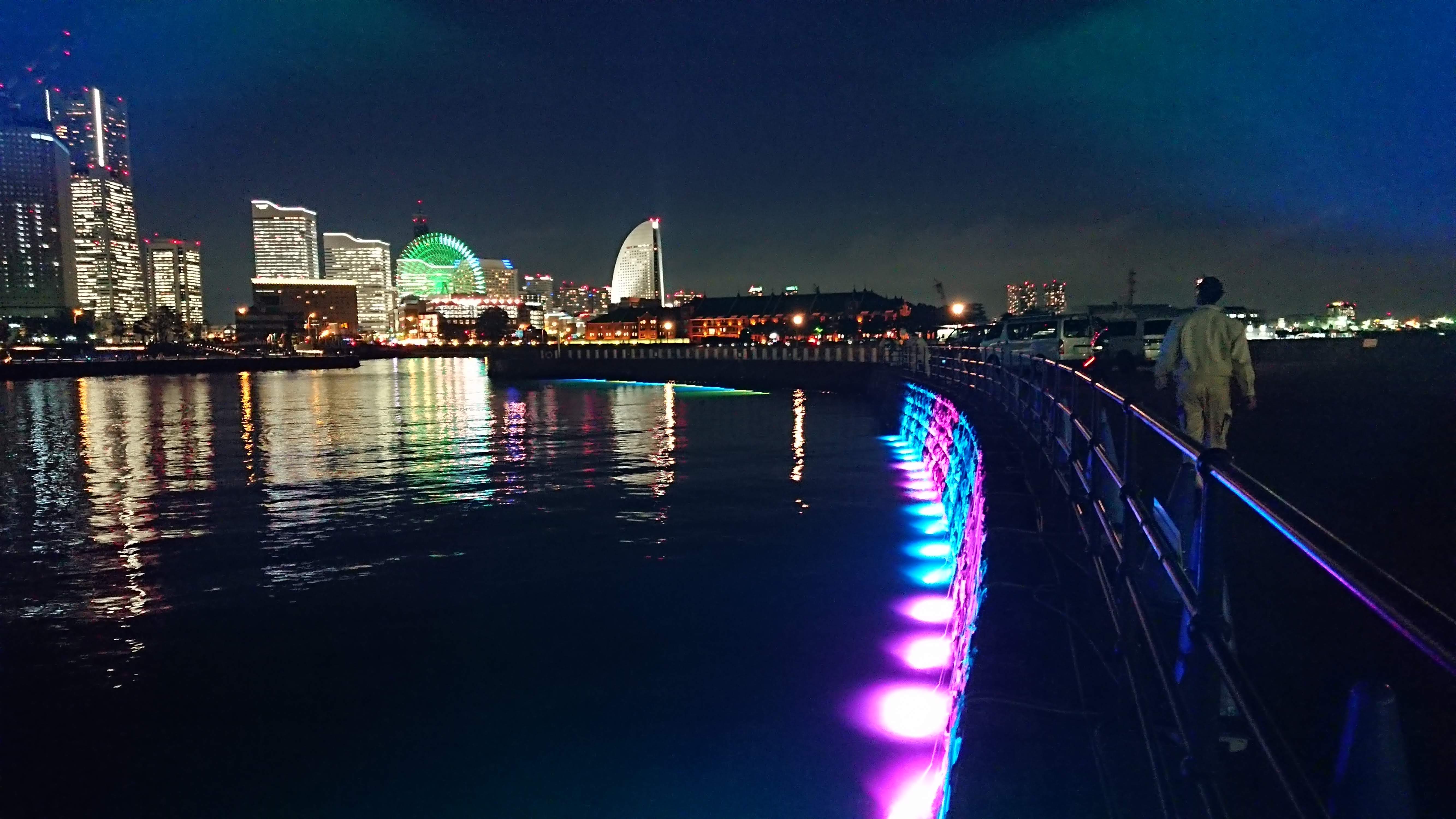 【照明演出】水中LED照明設置　スマートイルミネーション横浜2018